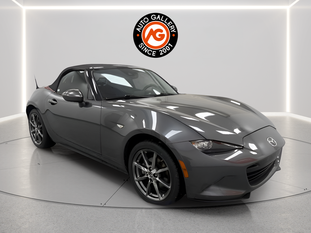 Machine Gray Metallic 2019 Mazda MX-5 Miata Convertible Rear-Wheel Drive 6-Speed Manual