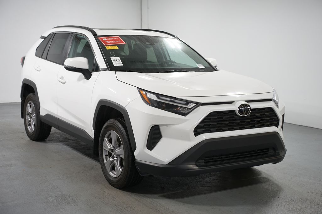 Thumbnail: 2024 Toyota RAV4 - 3