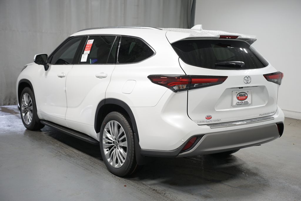 Thumbnail: 2026 Toyota Highlander - 7