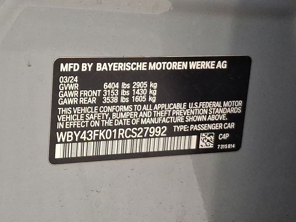 Thumbnail: 2024 BMW i5 - 27