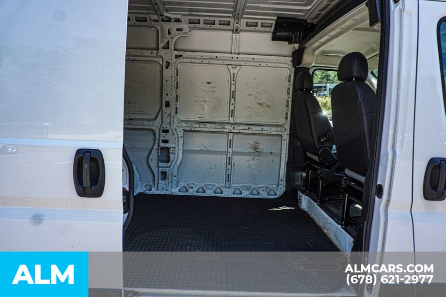 Used 2025 White Ram High Roof image 27