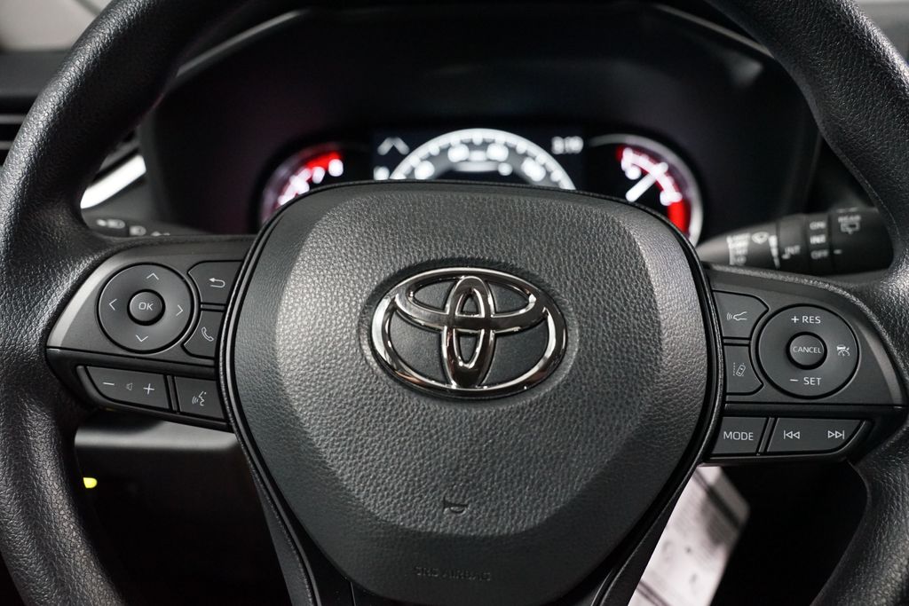 Thumbnail: 2025 Toyota RAV4 - 17