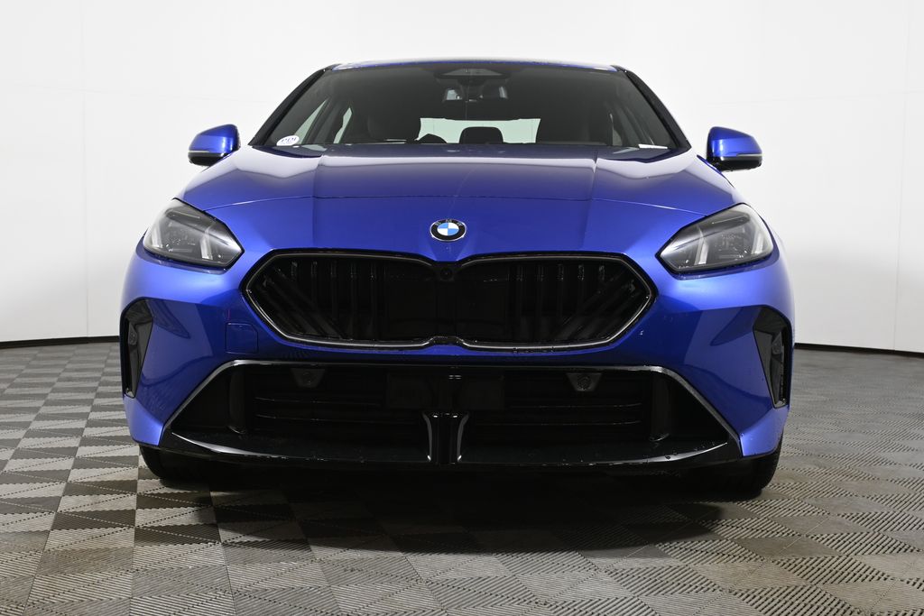 Thumbnail: 2026 BMW 2 Series - 10