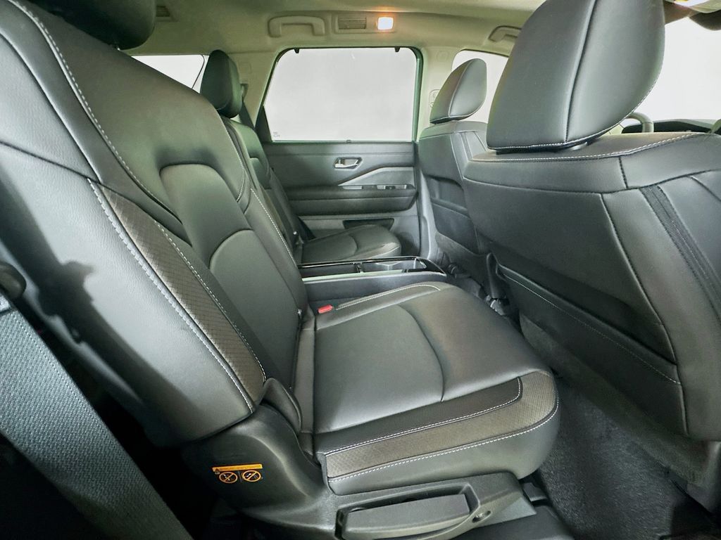 Used Car 2025 Nissan Pathfinder  Sl For Sale Under $35,000 In Austin, Texas