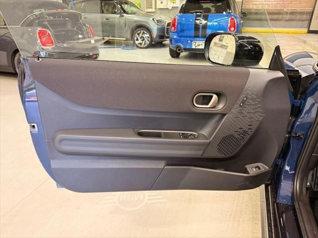 Thumbnail: 2026 MINI Cooper - 10