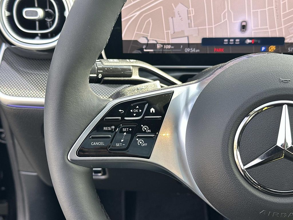 Thumbnail: 2025 Mercedes-Benz C-Class - 13