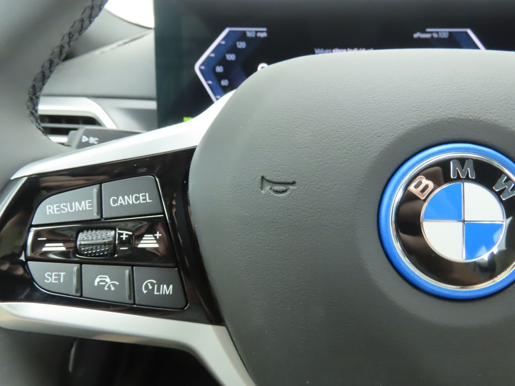 Thumbnail: 2025 BMW i4 - 12