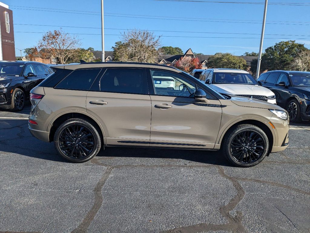 2025 Lincoln Corsair Reserve