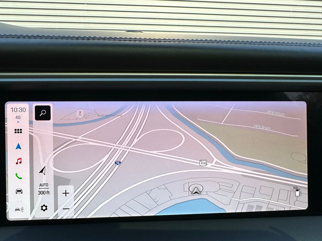 Thumbnail: 2024 Porsche Macan - 29