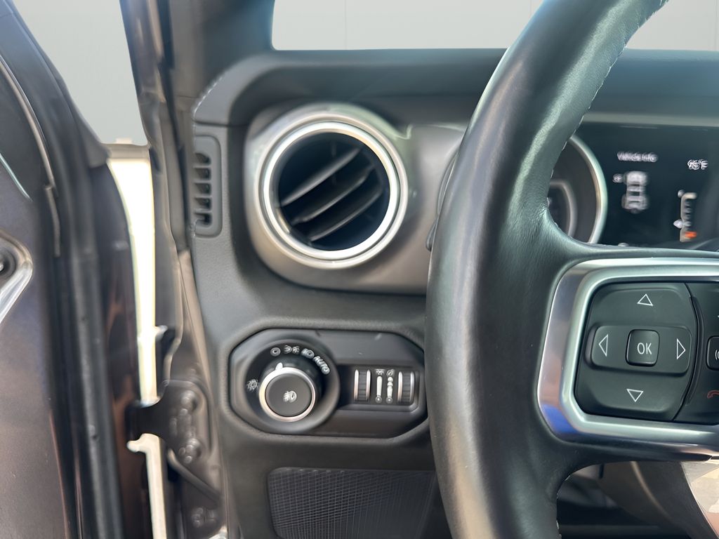 Used Car 2018 Jeep Wrangler  Unlimited Sahara For Sale In Austin, Texas