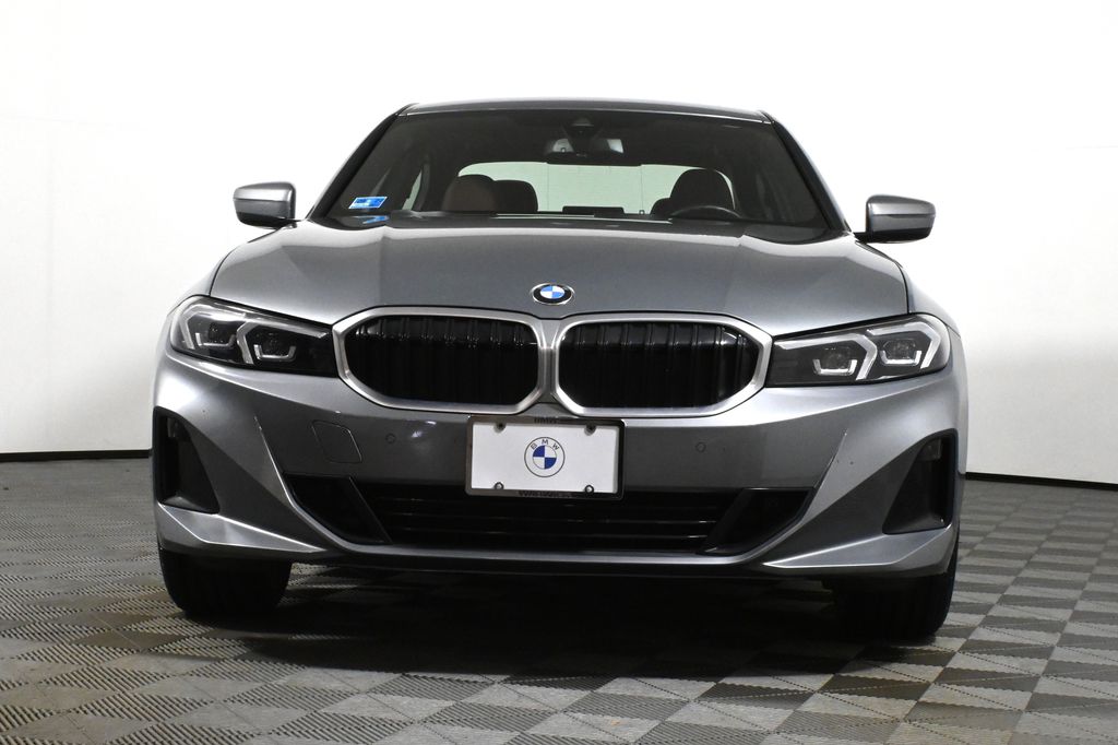 Thumbnail: 2023 BMW 3 Series - 10
