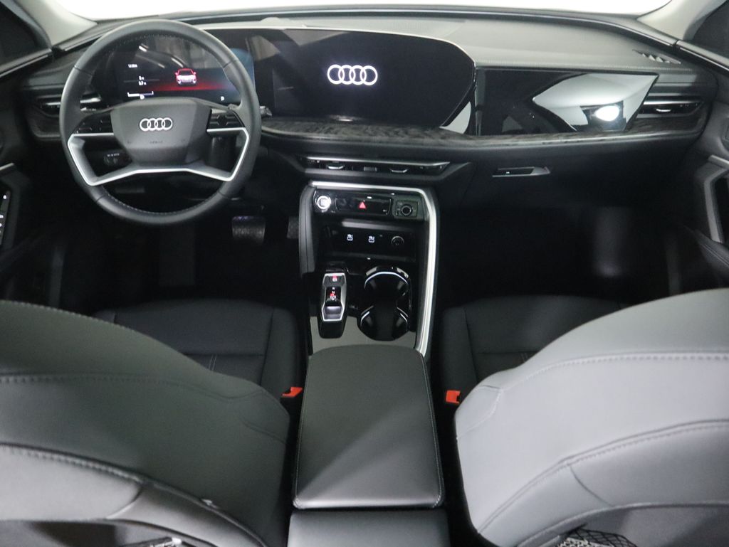 Thumbnail: 2025 Audi Q5 - 15