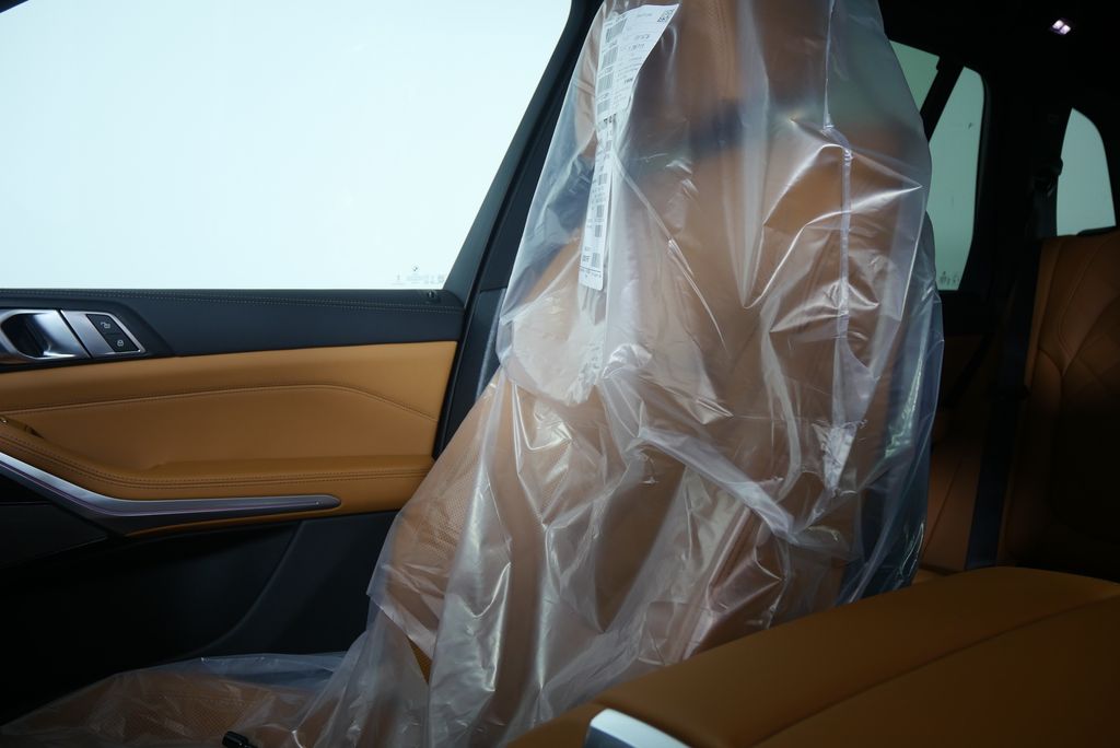 Thumbnail: 2026 BMW X5 - 22