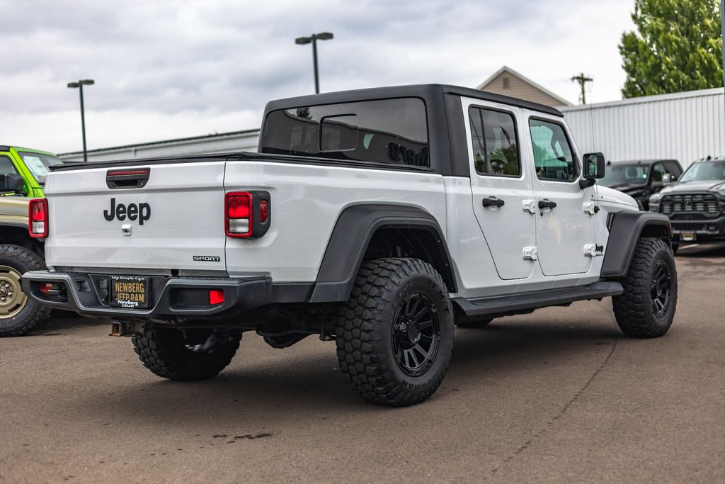 2020 Jeep Gladiator Sport thumbnail 8