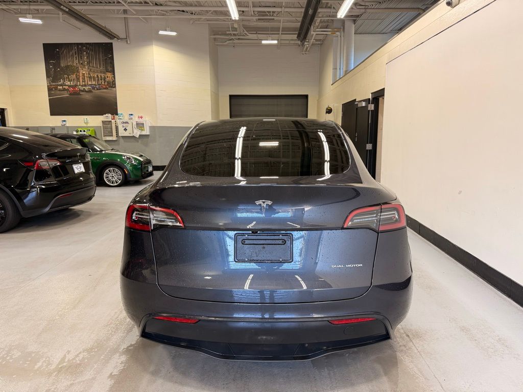 Thumbnail: 2024 Tesla Model Y - 4