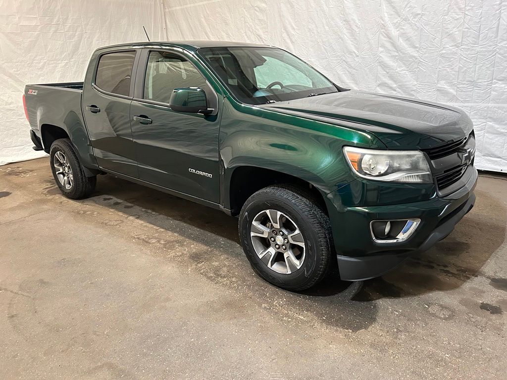 Rainforest Green Metallic 2015 Chevrolet Colorado Pickup Truck Four-Wheel Drive 6-Speed Automatic