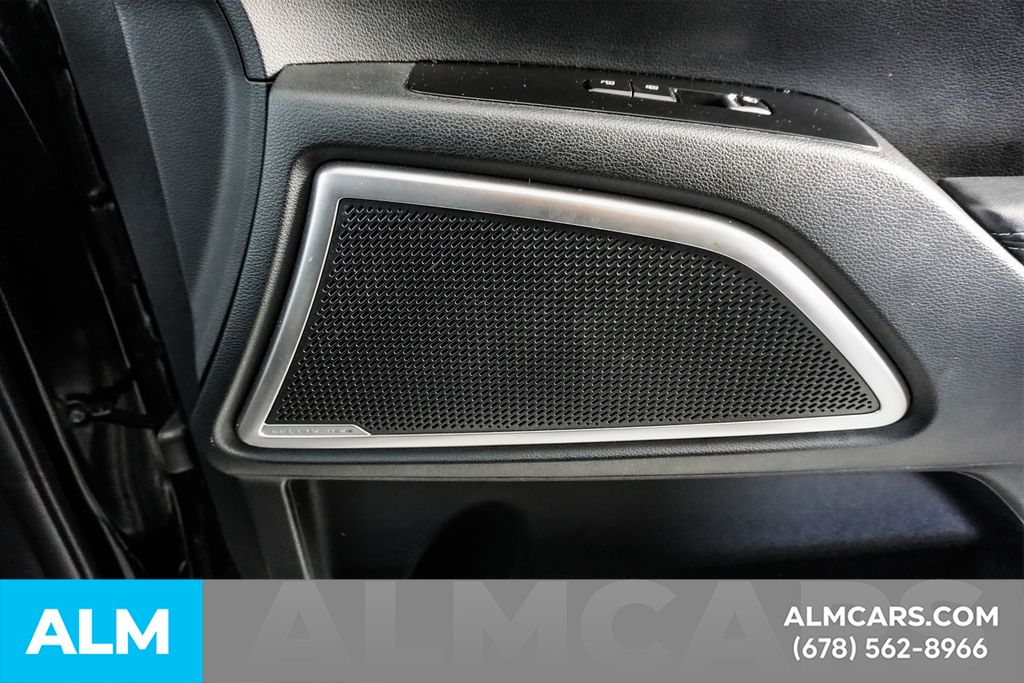 Used 2025 Black Kia S image 49