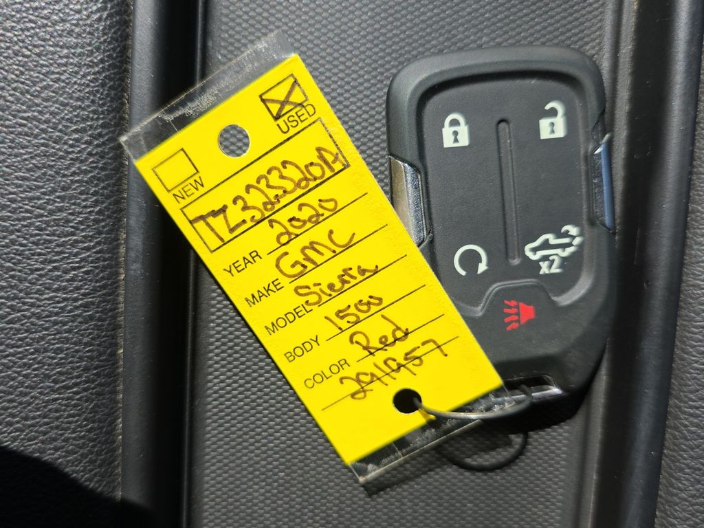 Used 2020 Red GMC Elevation image 22