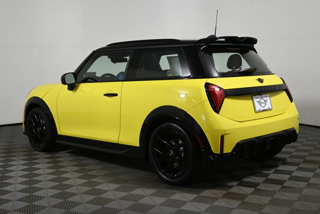 Thumbnail: 2026 MINI Cooper - 5
