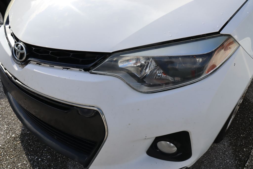 Thumbnail: 2016 Toyota Corolla - 3