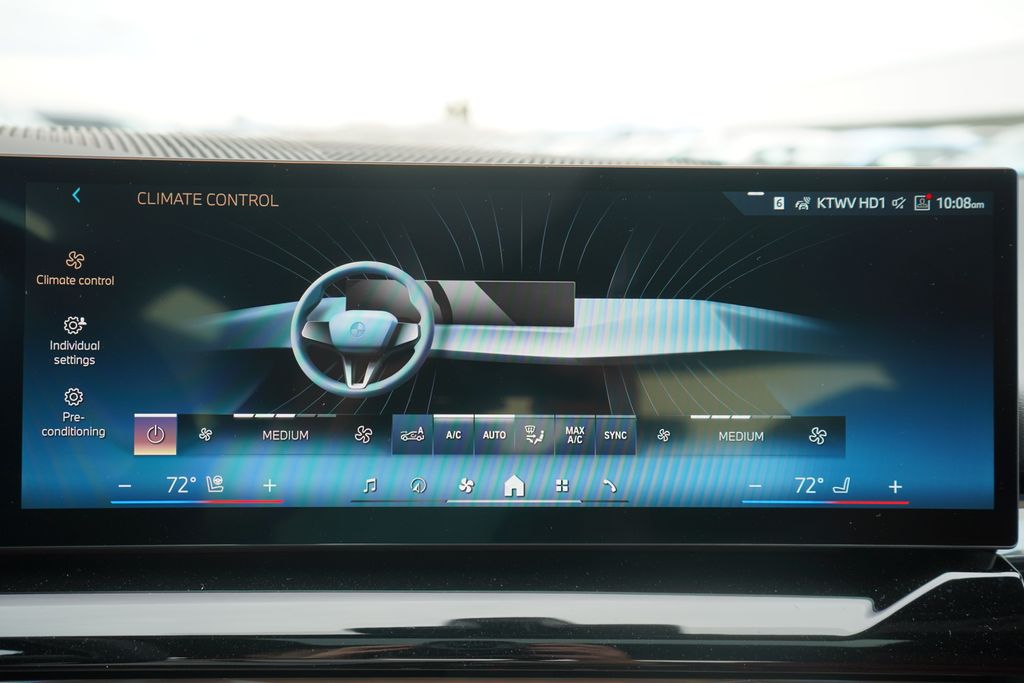 2025 BMW i5 eDrive40 18