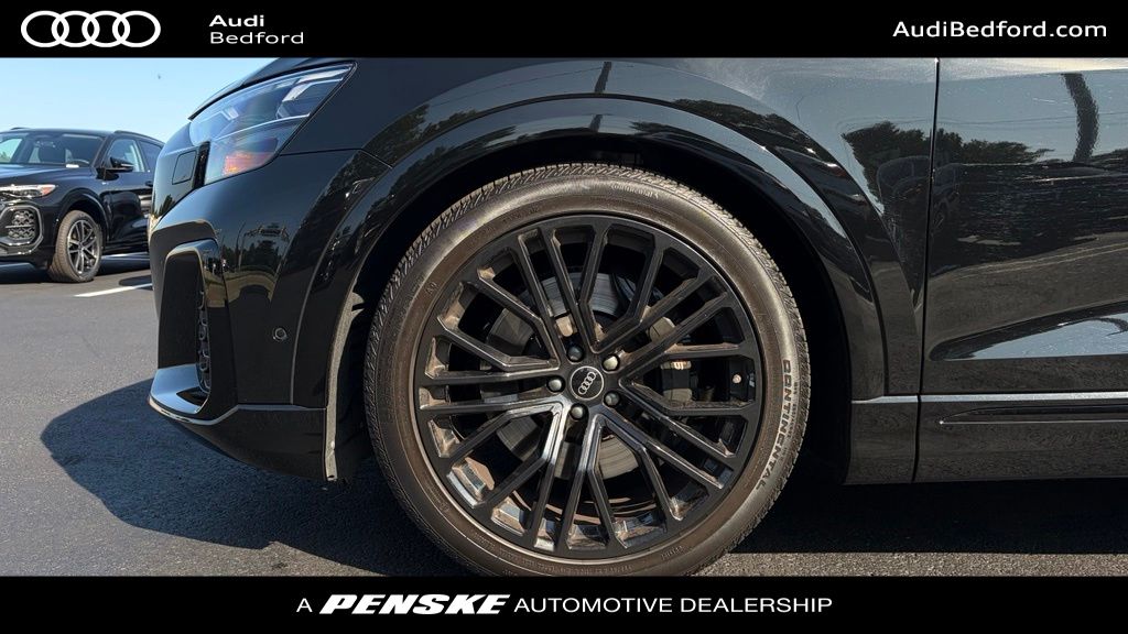 Thumbnail: 2025 Audi SQ8 - 10
