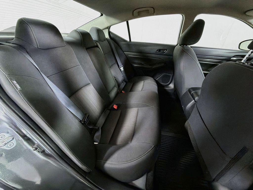 Used 2025 Nissan Altima Sedan