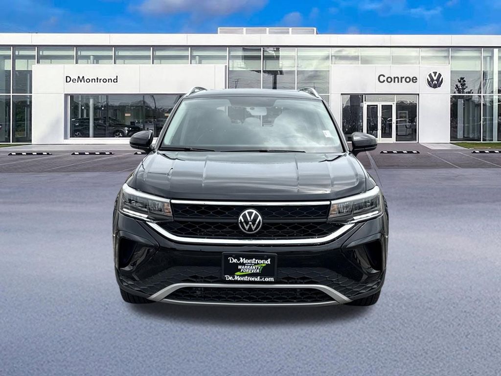 2022 Volkswagen Taos 1.5T SE Black at DeMontrond Auto Country