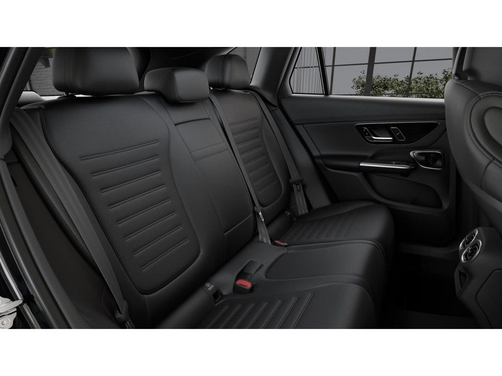 Thumbnail: 2026 Mercedes-Benz GLC - 5