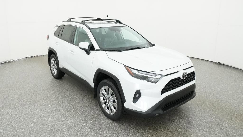 Thumbnail: 2025 Toyota RAV4 - 14