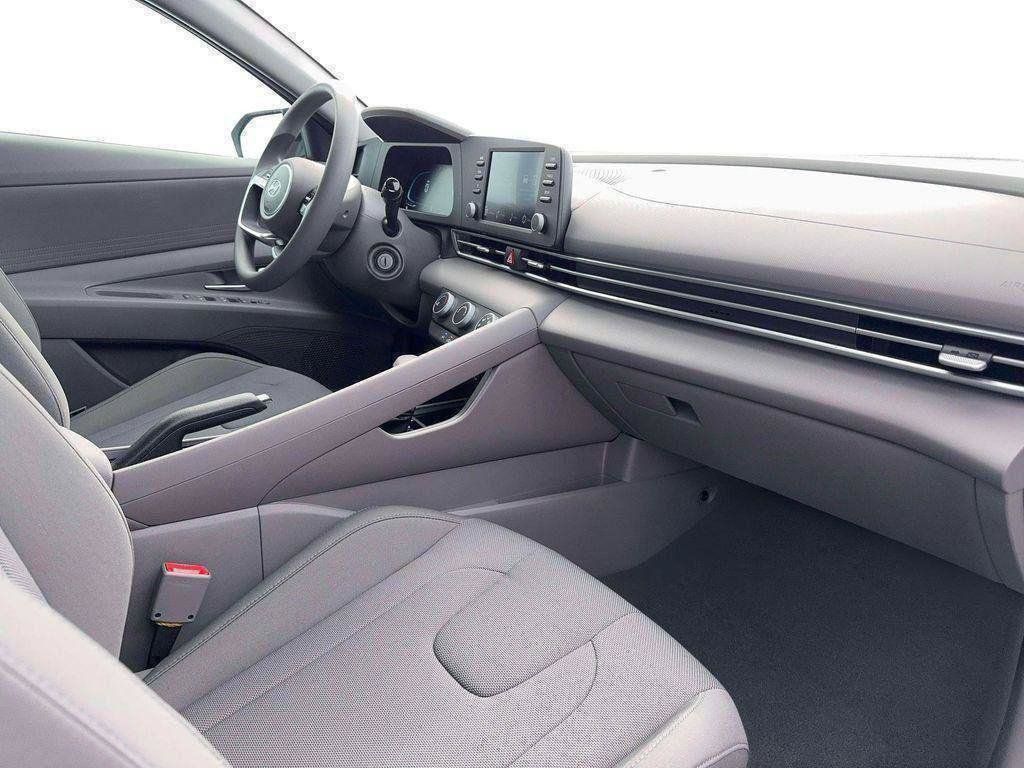 New 2026 Gray Hyundai SE image 15