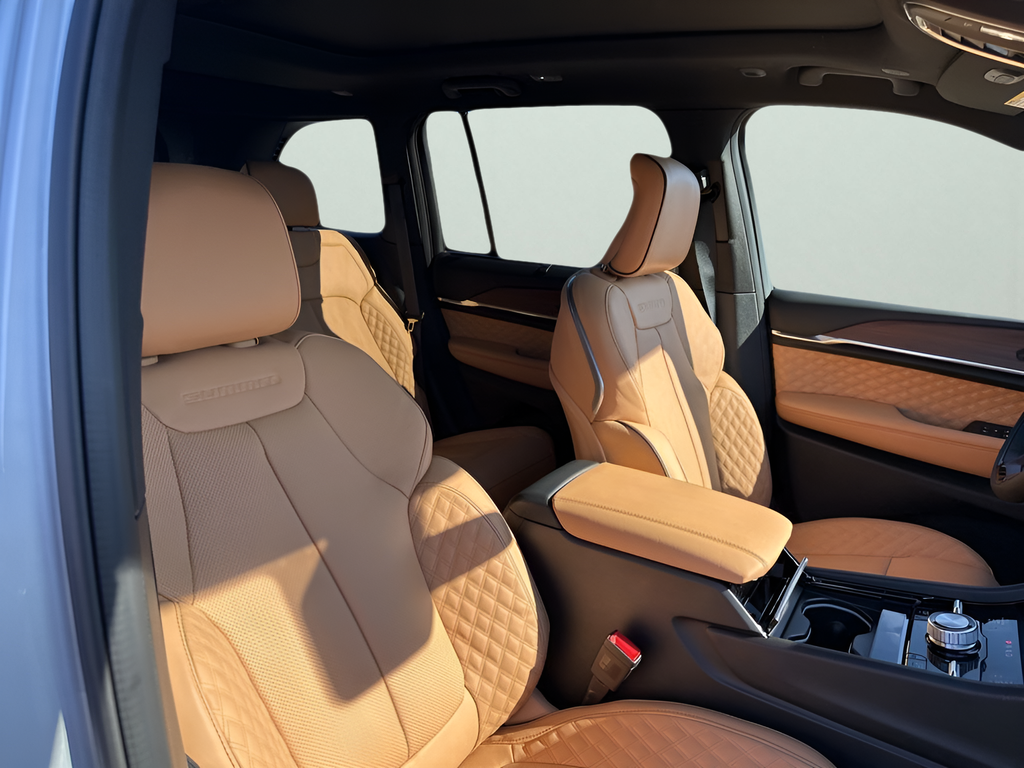 New Car 2025 Jeep Grand Cherokee  Summit For Sale Under $60,000 In Austin, Texas