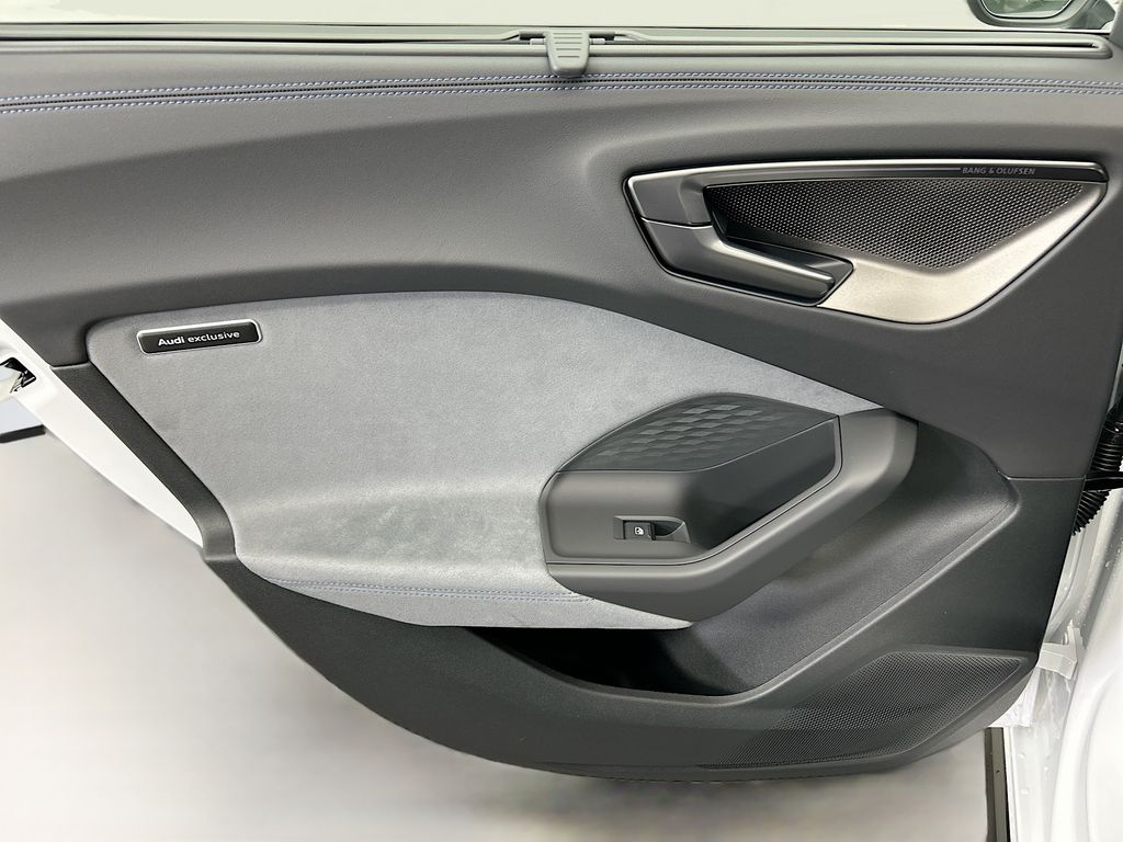 Thumbnail: 2025 Audi S5 - 26