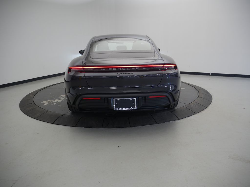 Thumbnail: 2026 Porsche Taycan - 6