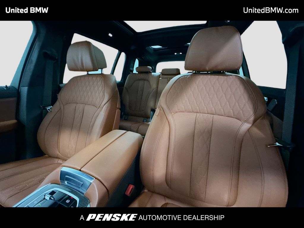 Thumbnail: 2026 BMW X7 - 5