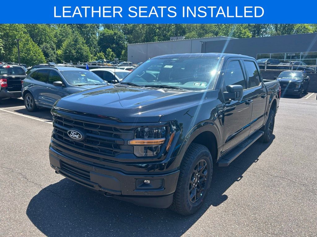 Agate Black Metallic 2026 Ford F-150 XLT SuperCrew 4WD Pickup Truck Four-Wheel Drive Automatic
