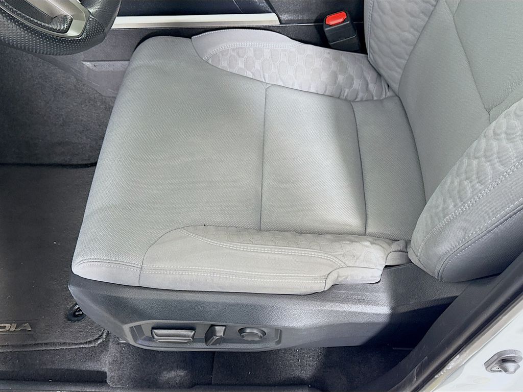 Thumbnail: 2024 Toyota Sequoia - 20