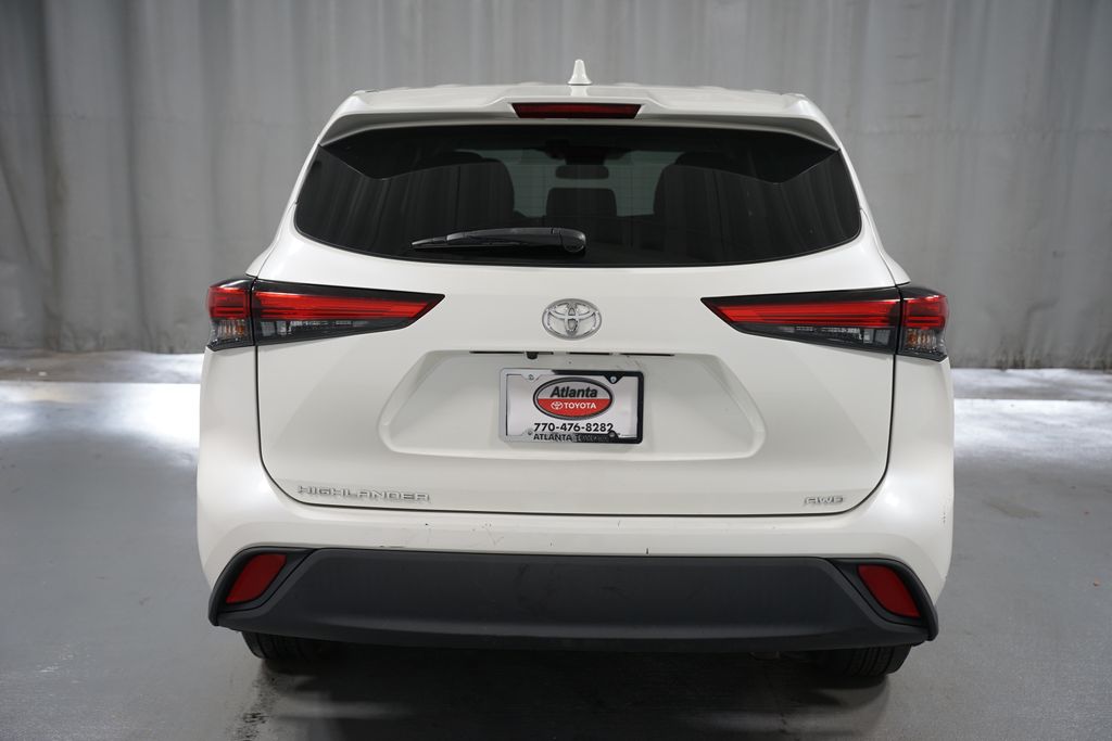 Thumbnail: 2021 Toyota Highlander - 7
