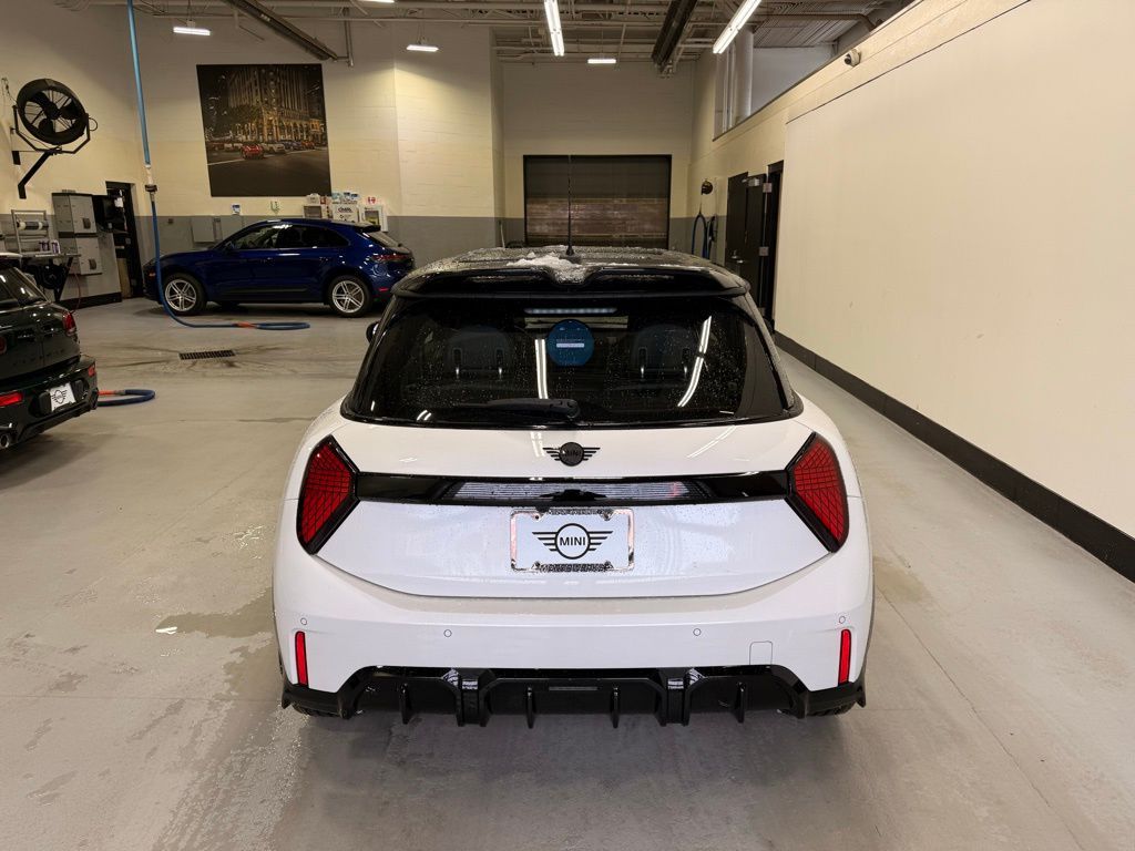 Thumbnail: 2026 MINI Cooper - 4