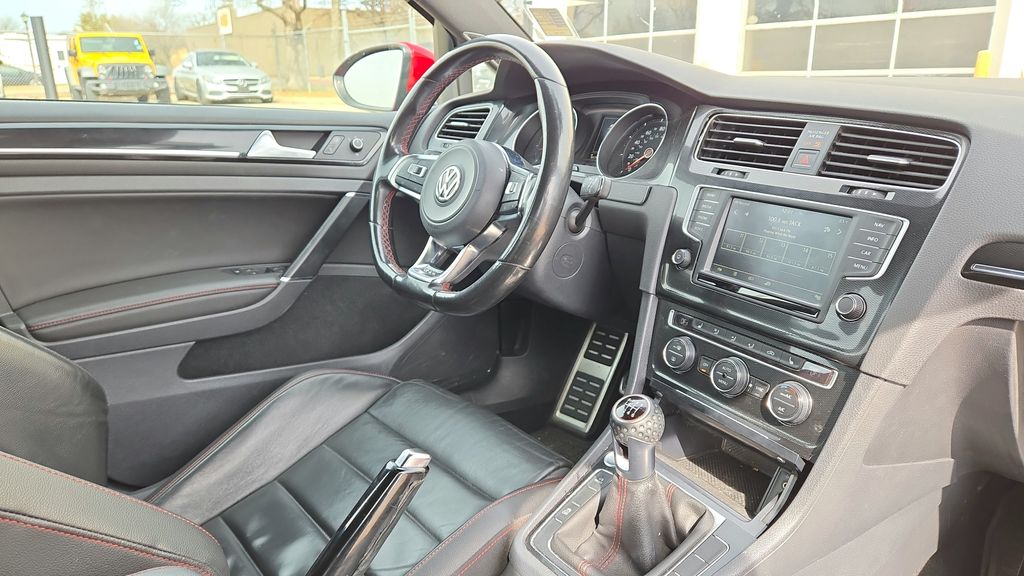 2016 Volkswagen Golf GTI