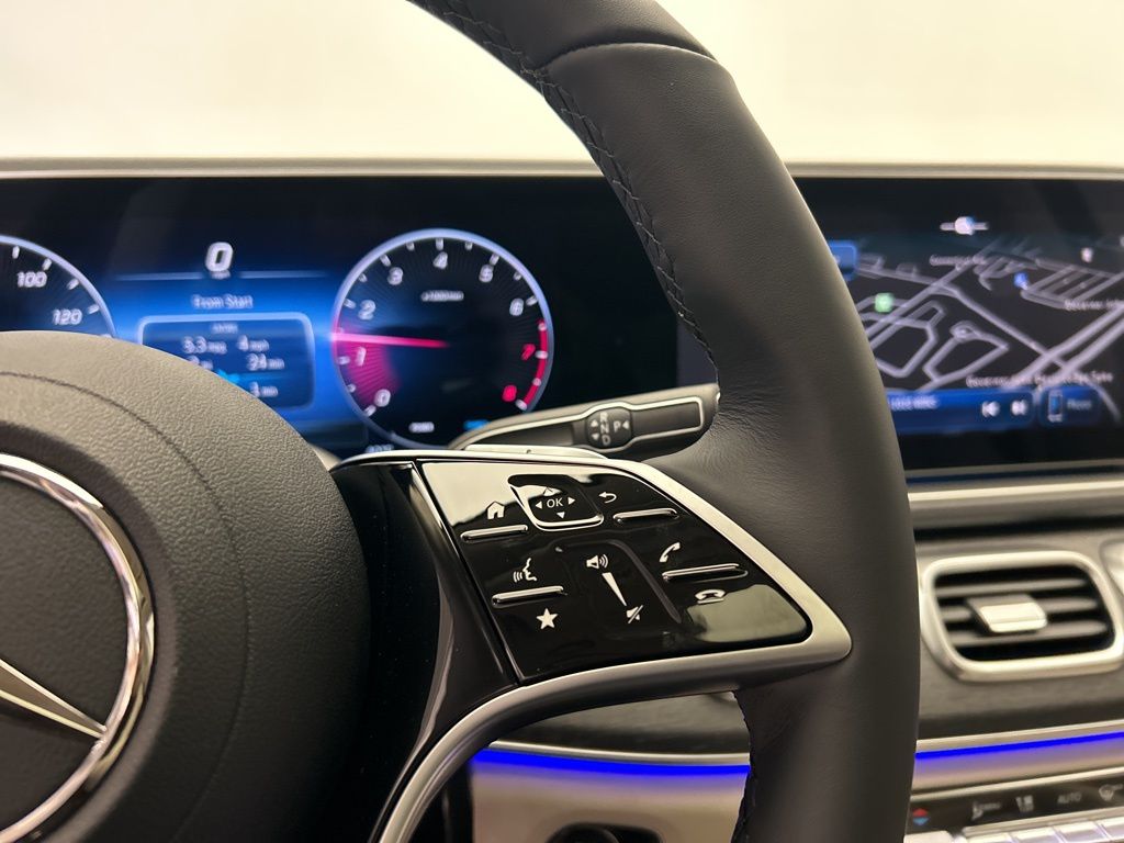 Thumbnail: 2026 Mercedes-Benz GLE - 15