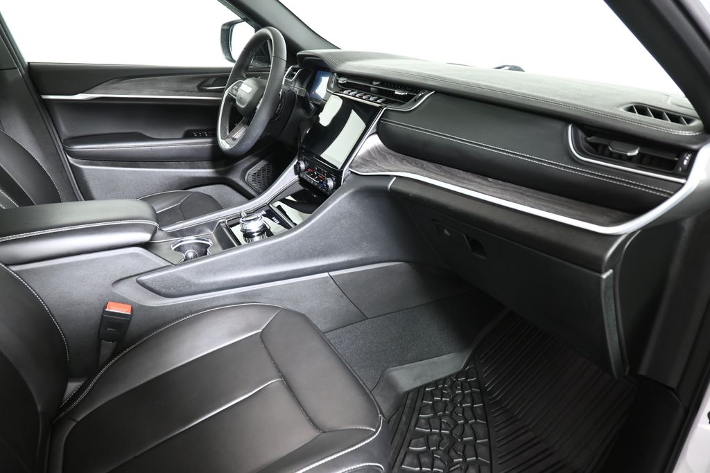 Thumbnail: 2025 Jeep Grand Cherokee - 27