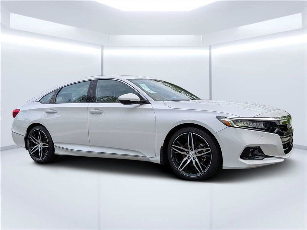 2022 Honda Accord Touring FWD