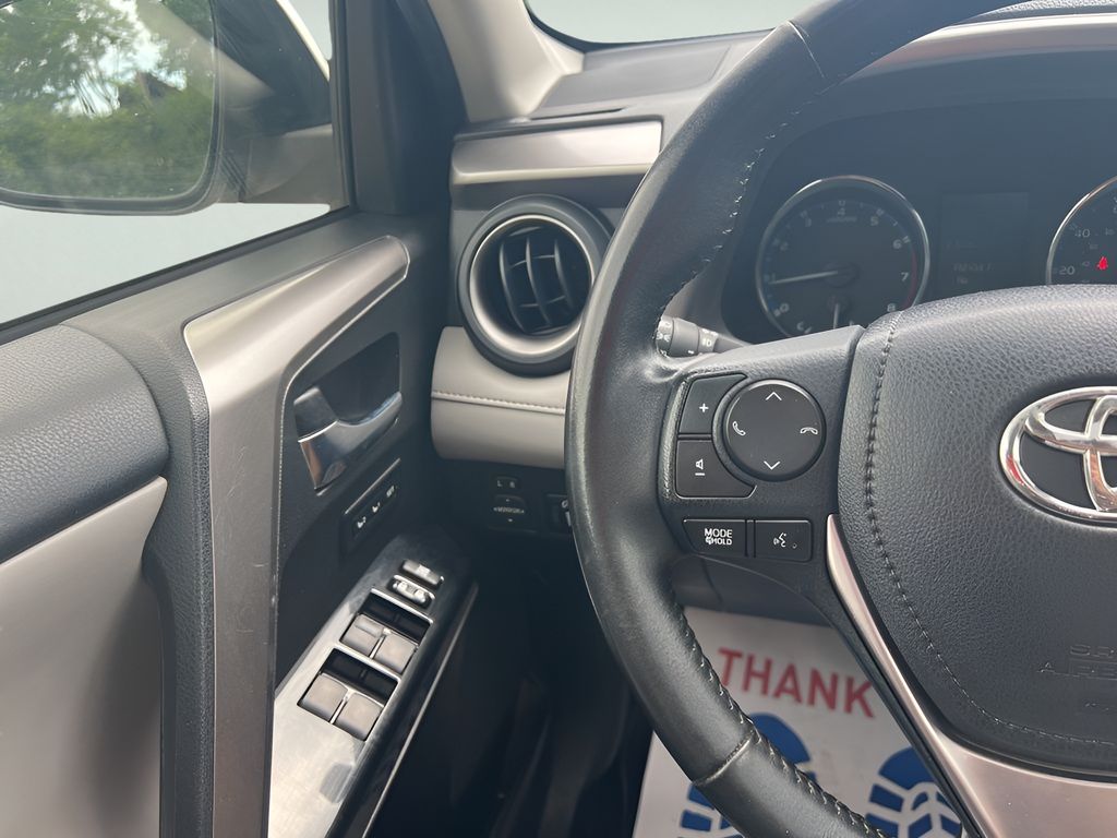 2017 Toyota RAV4