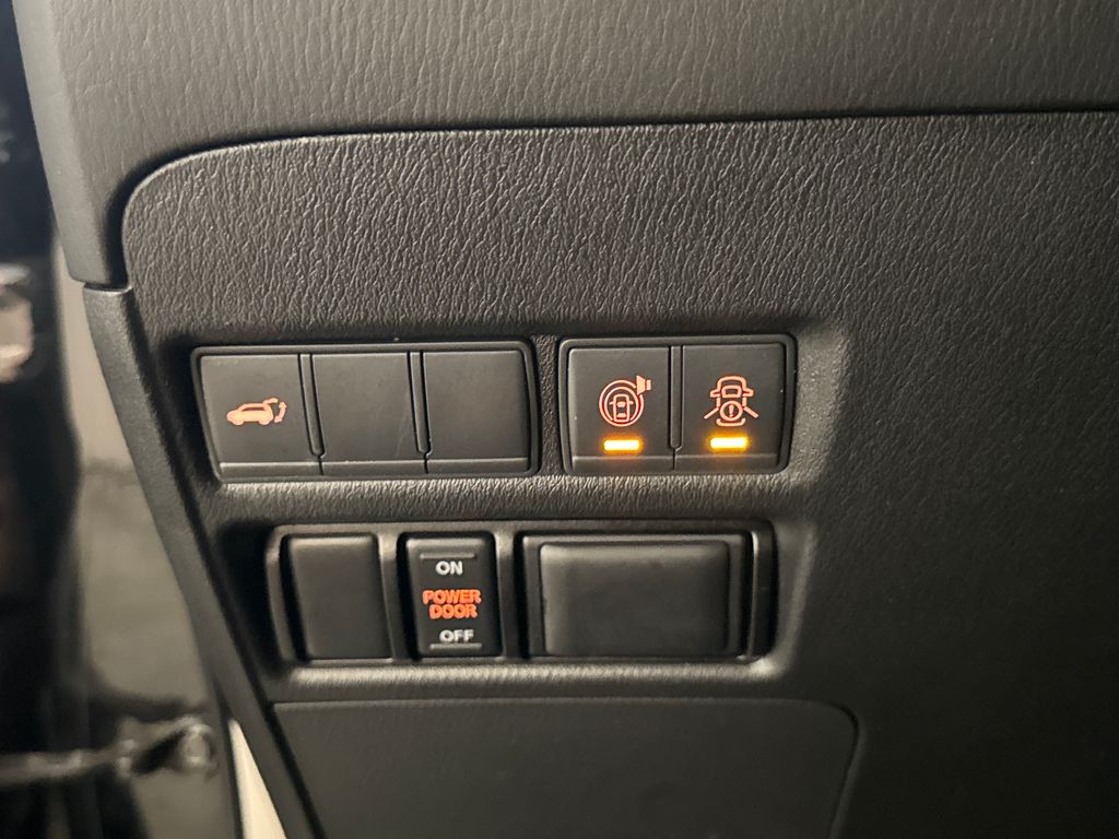 Certified Used 2020 Black Nissan SL image 21