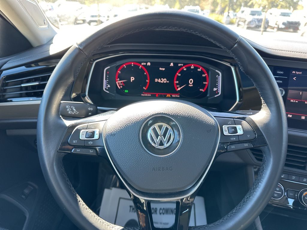 2019 Volkswagen Jetta SEL Premium 35