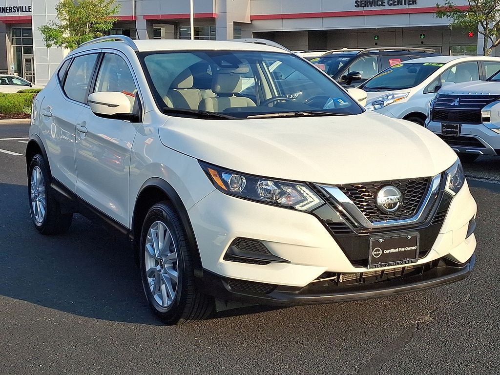 Thumbnail: 2020 Nissan Rogue Sport - 3