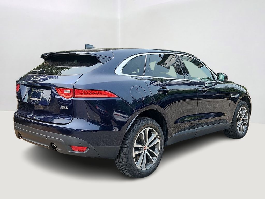 Thumbnail: 2020 Jaguar F-Pace - 5