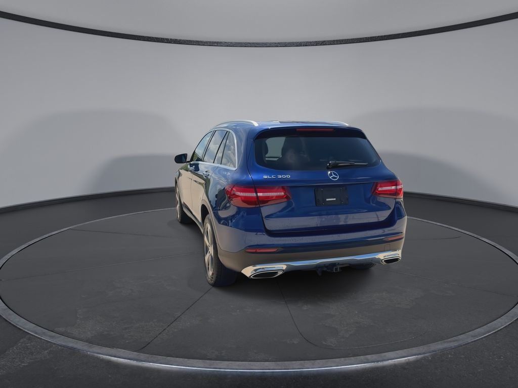 Thumbnail: 2017 Mercedes-Benz GLC - 7