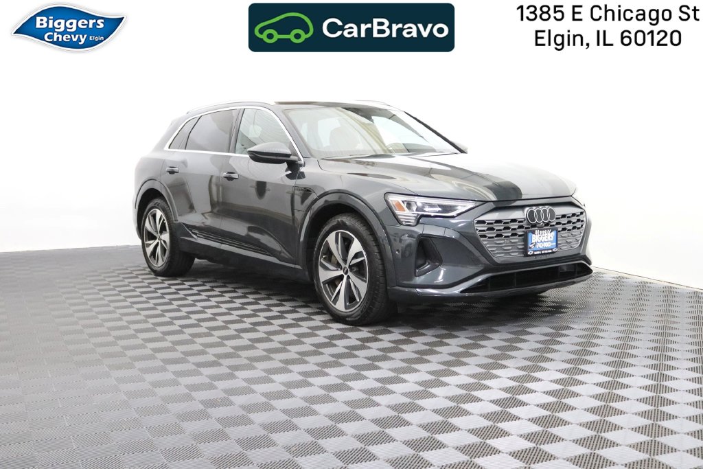  2024 Audi Q8 e-tron quattro Premium Plus AWD   